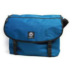 THRASHER メッセンジャーバッグ BLUE CORDURA